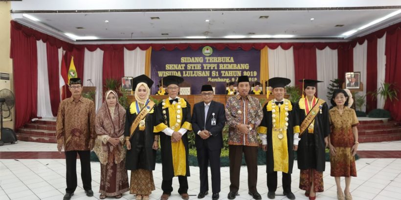 Wisuda I Universitas